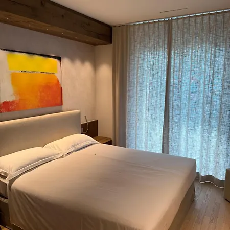 Delta 714 Apartment